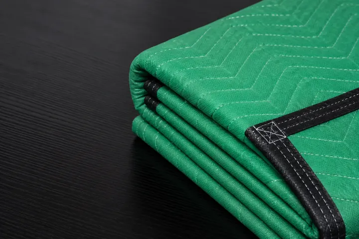 Green Cotton Moving Blankets – Black Trim product photo